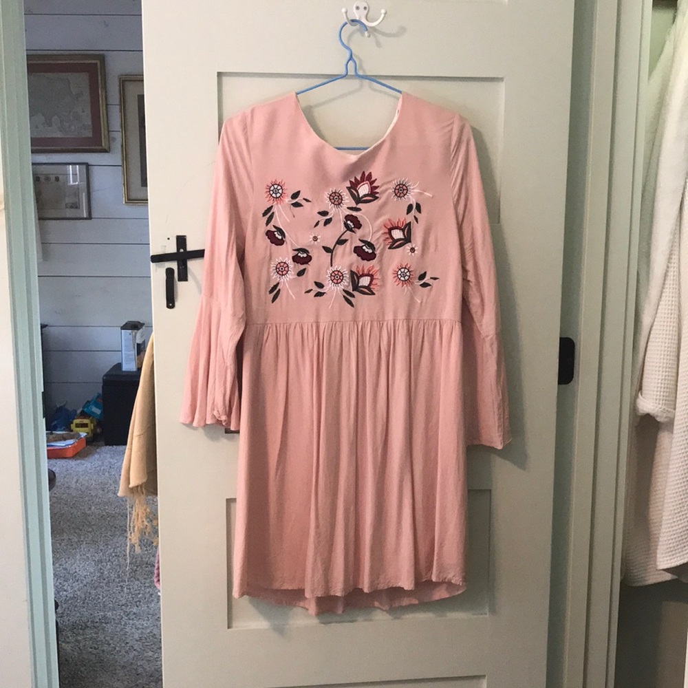 Size L dress